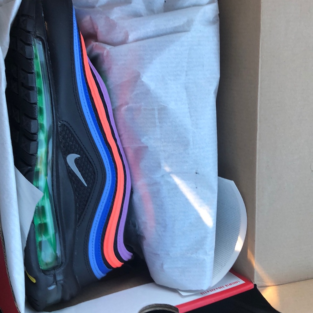 Women’s air max 97 brand new / black with colors